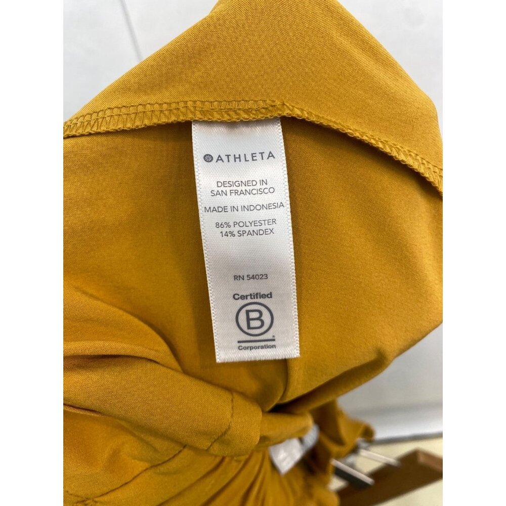 Athleta Women's Skyline Short II Paperbag Belted Tucson Gold Yellow Size 6 - Picture 4 of 5